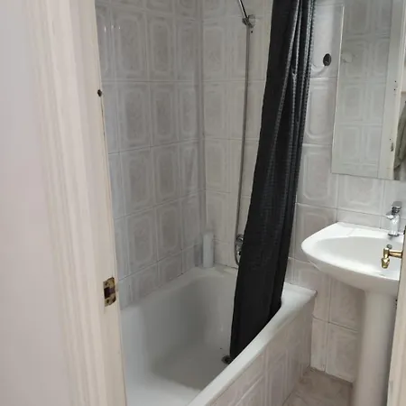 Privada En Piso Compartido En 3 Planta Sin Ascensor No Es Piso Entero Fuengirola