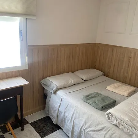 Privatunterkunft 1 En Tercera Planta Sin Ascensor No Es Piso Entero A Compartir Bano Y Cocina