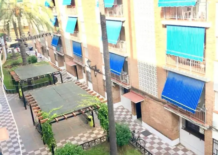 Homestay 1 En Tercera Planta Sin Ascensor No Es Piso Entero A Compartir Bano Y Cocina Fuengirola