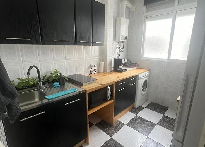 1 En Tercera Planta Sin Ascensor No Es Piso Entero A Compartir Bano Y Cocina Fuengirola